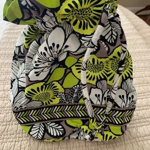 Drawstring accessories bag